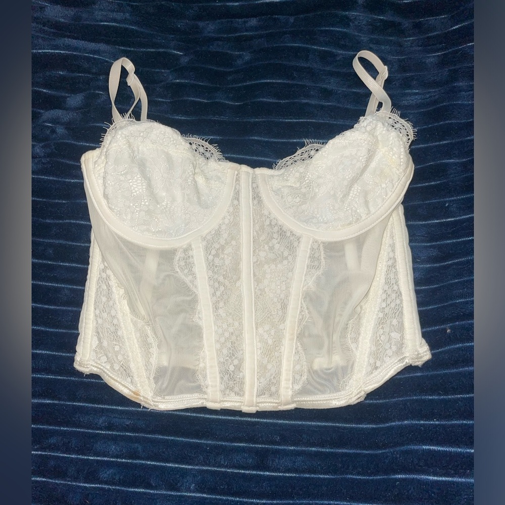 White fox corset